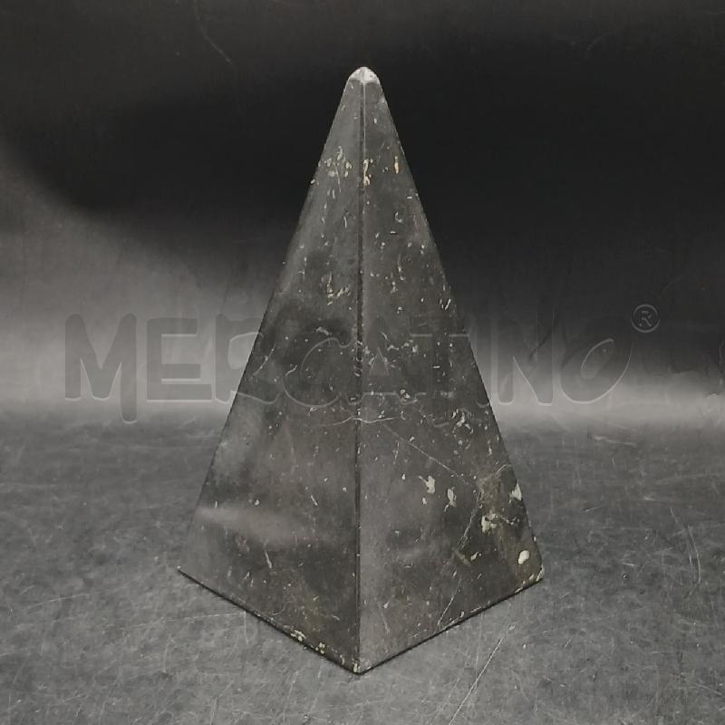 PIRAMIDE MARMO NERO | Mercatino dell'Usato Roma garbatella 2