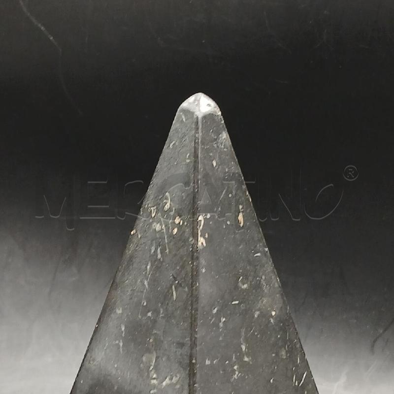 PIRAMIDE MARMO NERO | Mercatino dell'Usato Roma garbatella 3