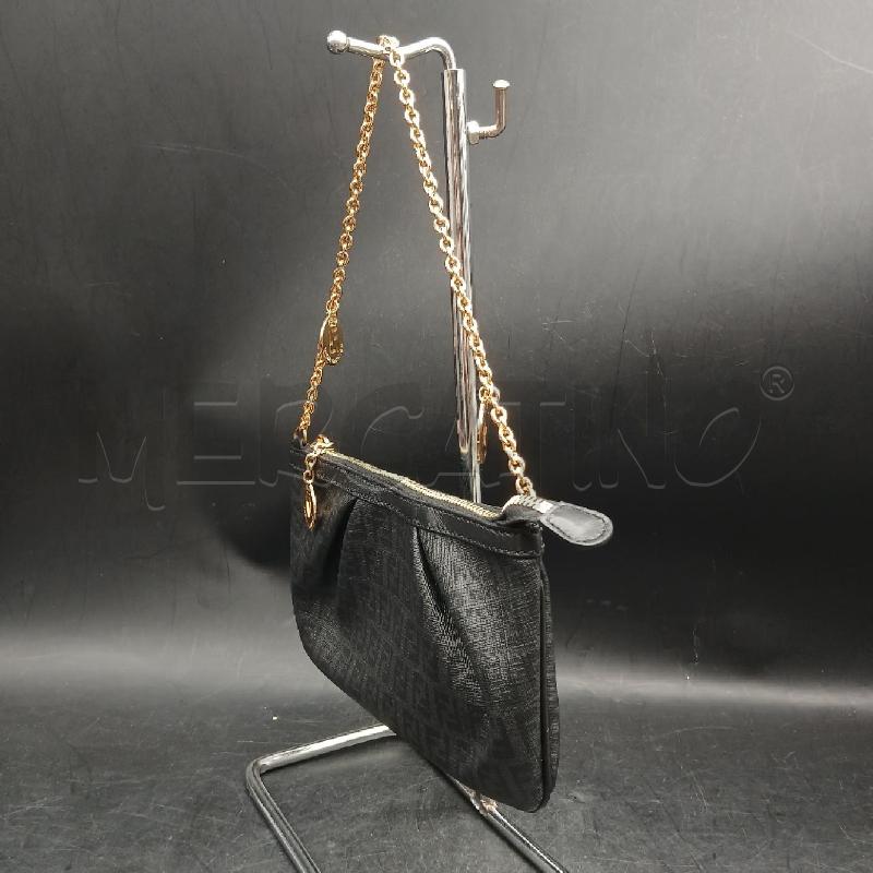POCHETTE FENDI MONOGRAM NERO CATENELLA CIONDOLI | Mercatino dell'Usato Roma garbatella 3