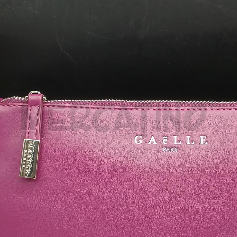 POCHETTE GAELLE VIOLA  | Mercatino dell'Usato Roma garbatella 2