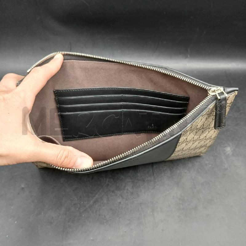 POCHETTE GUCCI NERO E GRIGIO  | Mercatino dell'Usato Roma garbatella 3