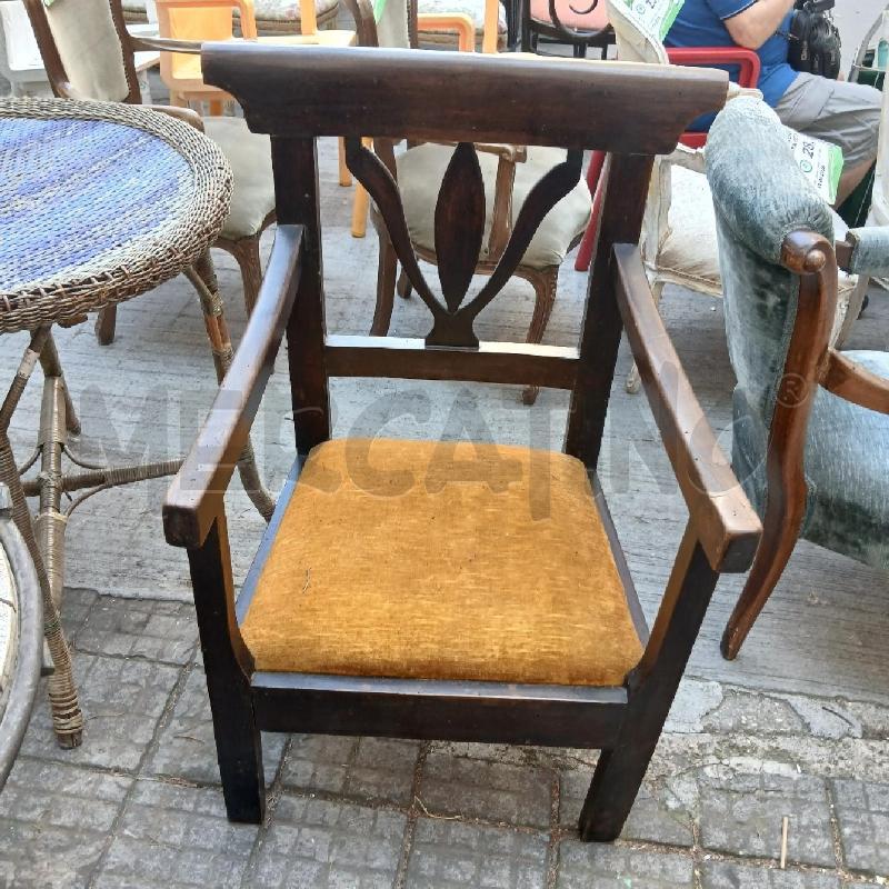 POLTRONA ARTIGIANALE SEDUTA ARANCIONE  | Mercatino dell'Usato Roma garbatella 1