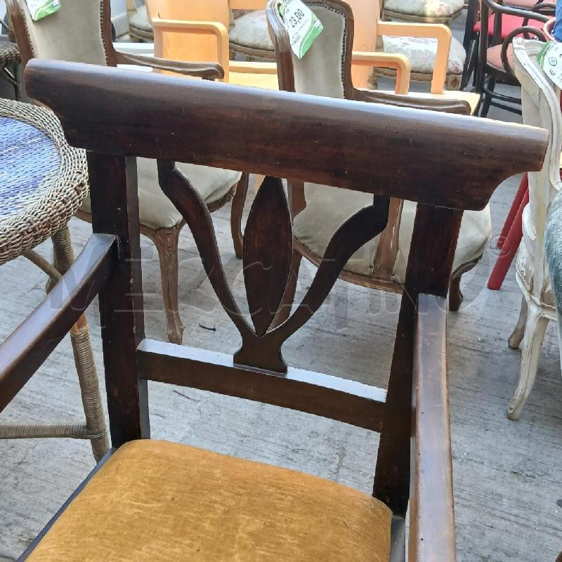 POLTRONA ARTIGIANALE SEDUTA ARANCIONE  | Mercatino dell'Usato Roma garbatella 2