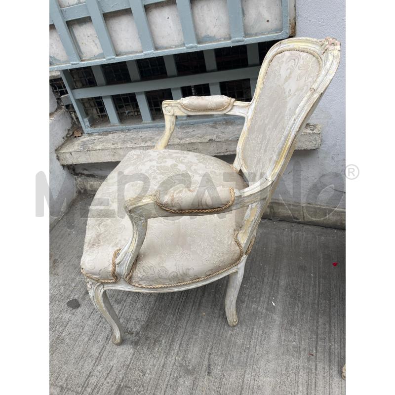 POLTRONCINA PICCOLA VARIA | Mercatino dell'Usato Roma garbatella 2