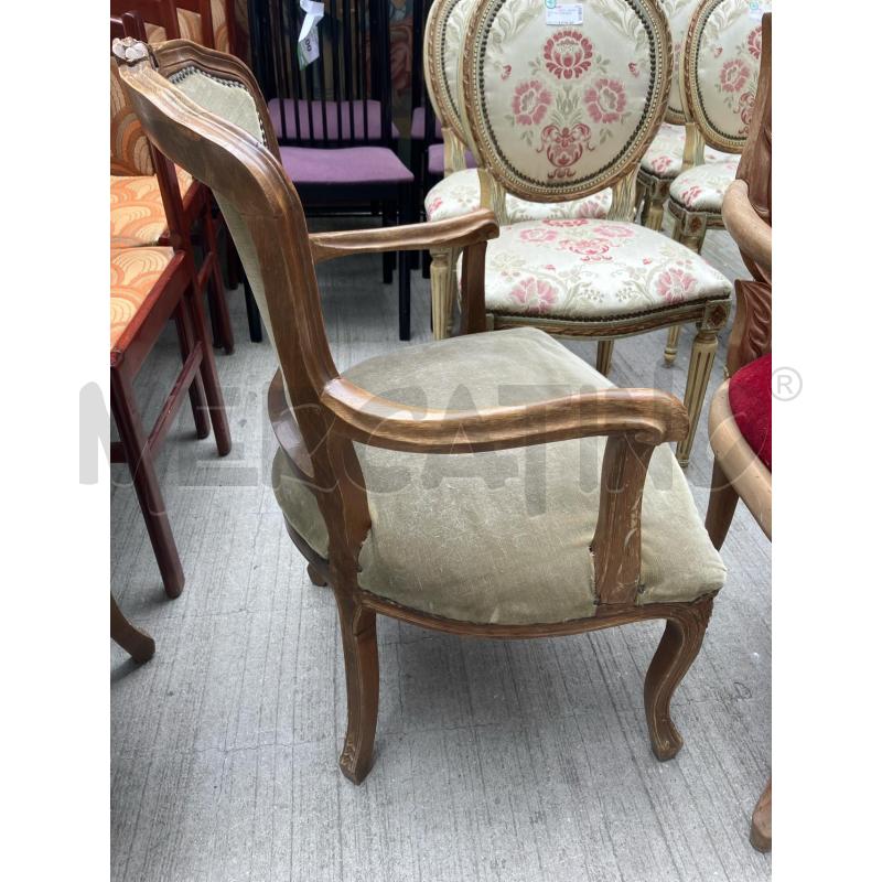 POLTRONCINA PICCOLA VARIA | Mercatino dell'Usato Roma garbatella 2