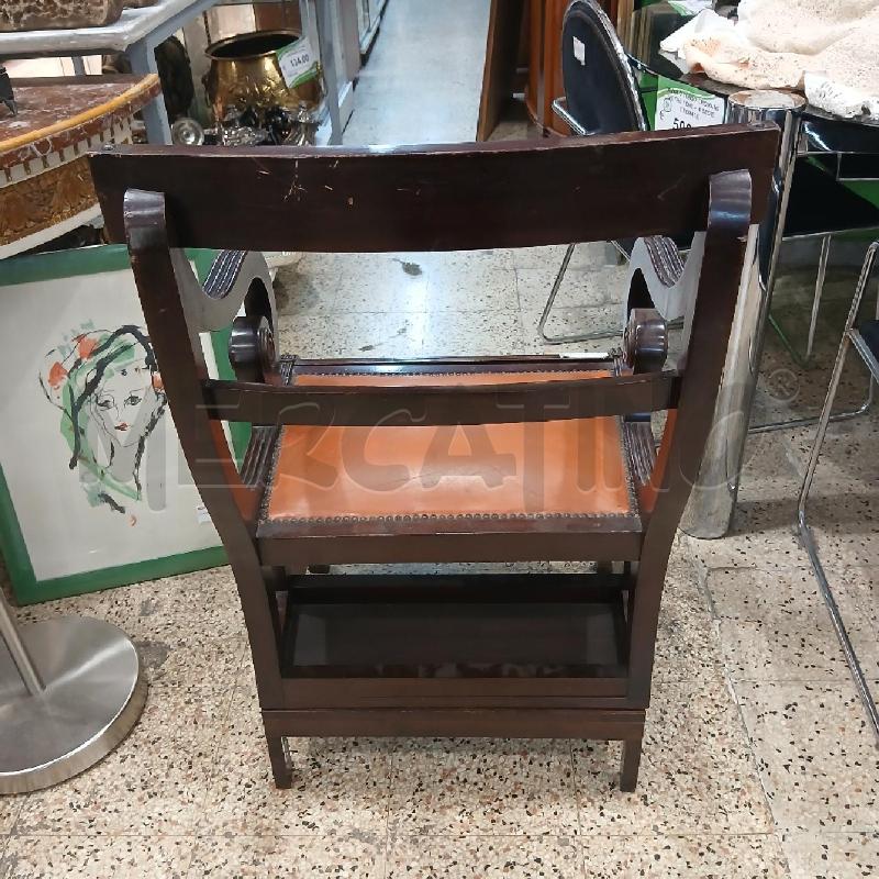 POLTRONCINA SCALA SEDUTA PELLE | Mercatino dell'Usato Roma garbatella 3