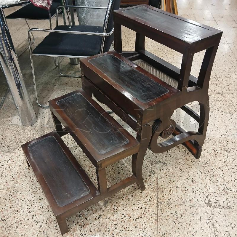 POLTRONCINA SCALA SEDUTA PELLE | Mercatino dell'Usato Roma garbatella 4