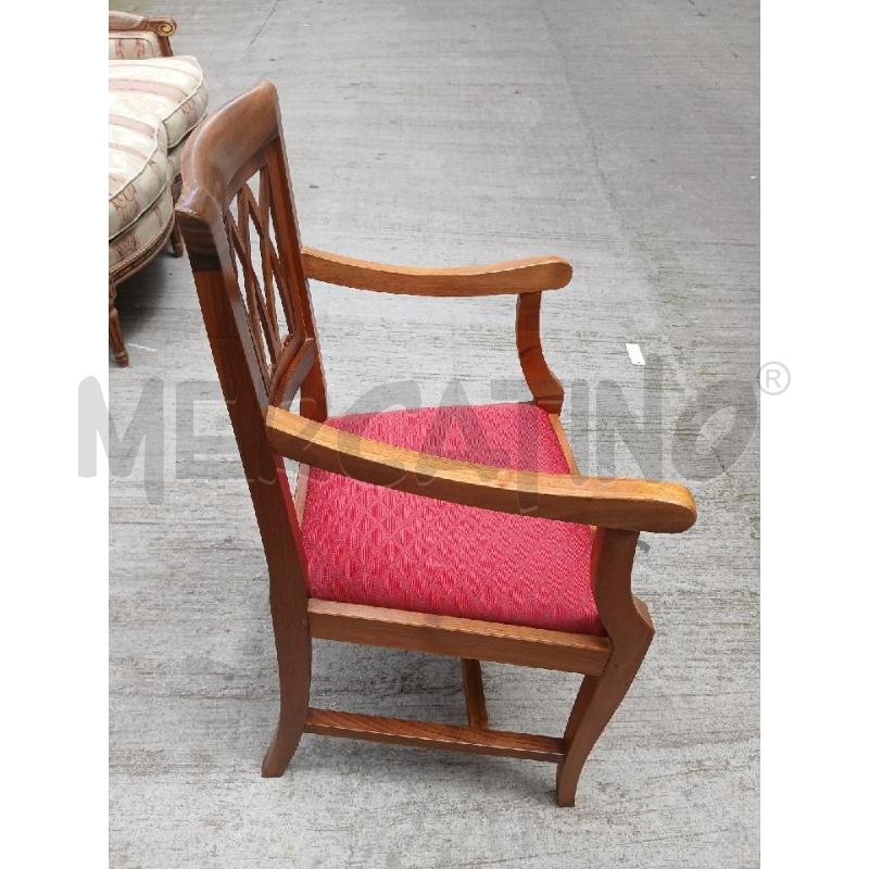 POLTRONCINA SEDUTA ROSSA | Mercatino dell'Usato Roma garbatella 2