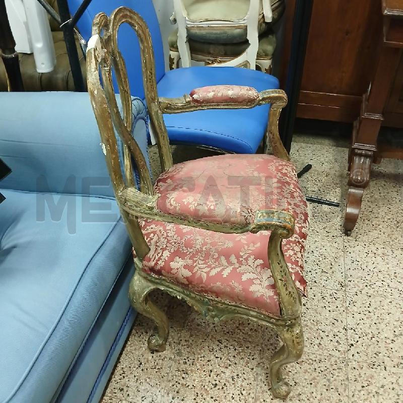 POLTRONCINA STILE VENEZIANO SEDUTA ROSSA | Mercatino dell'Usato Roma garbatella 2