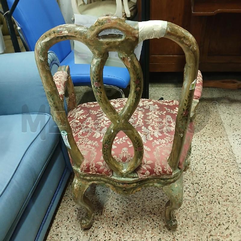 POLTRONCINA STILE VENEZIANO SEDUTA ROSSA | Mercatino dell'Usato Roma garbatella 3