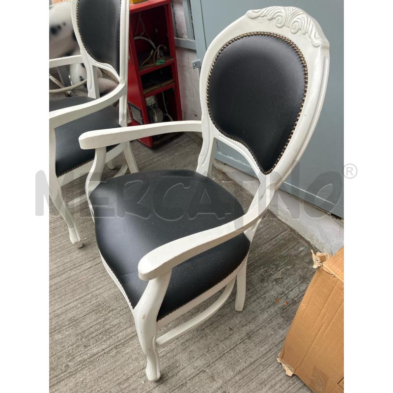 POLTRONCINA  BIANCA PELLE NERA | Mercatino dell'Usato Roma garbatella 2