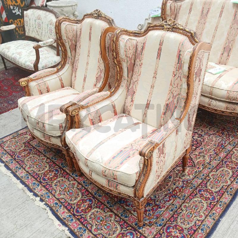 POLTRONCINE COPPIA INTAGLI DORATI | Mercatino dell'Usato Roma garbatella 2