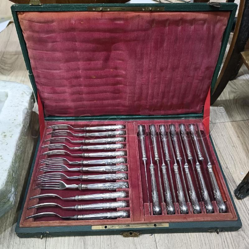 POSATE EPOCA FRANCESI | Mercatino dell'Usato Roma garbatella 1