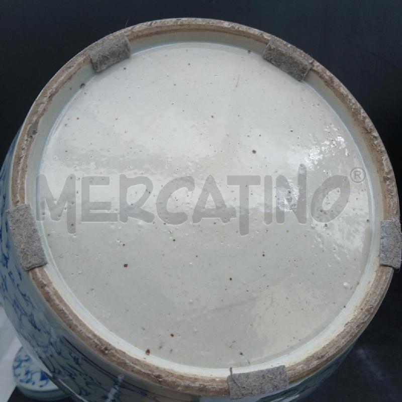 POTICHE ORIENTALE IDEOGRAMMI BLU | Mercatino dell'Usato Roma garbatella 5