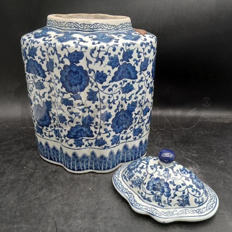 POTICHE ORIENT FORMA MOSSA FLOREALE BLU | Mercatino dell'Usato Roma garbatella 4