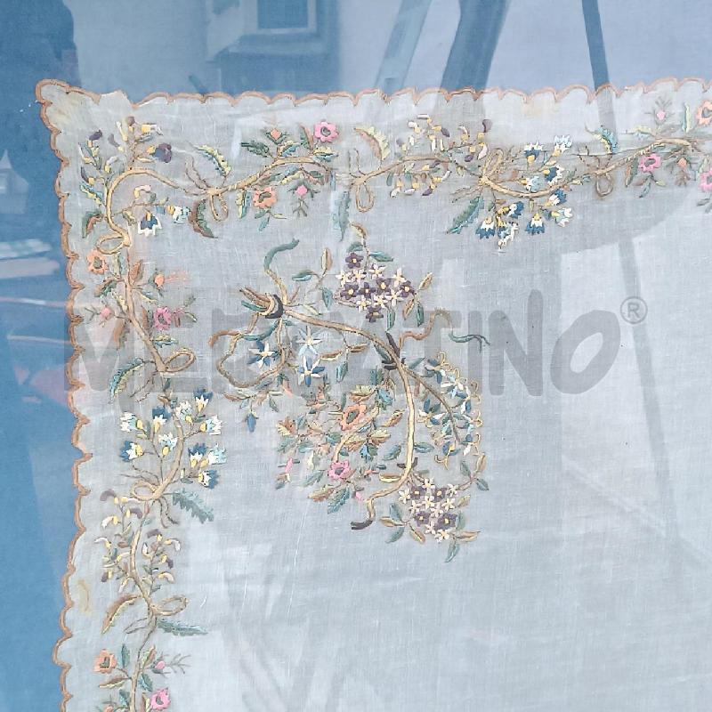 QUADRO GRANDE STOFA RICAMO FIORI  | Mercatino dell'Usato Roma garbatella 2