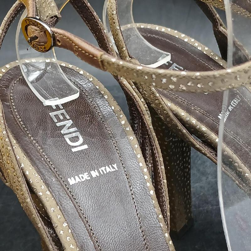 SANDALI D FENDI VERDE DET  | Mercatino dell'Usato Roma garbatella 5