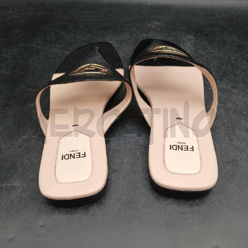 SANDALI D INFRADITO FENDI NERO LOGO DORATO  | Mercatino dell'Usato Roma garbatella 4