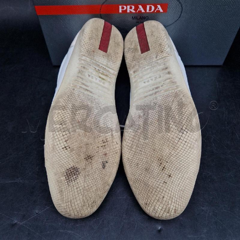 SCARPE D PRADA BAINCO E DOR  | Mercatino dell'Usato Roma garbatella 2