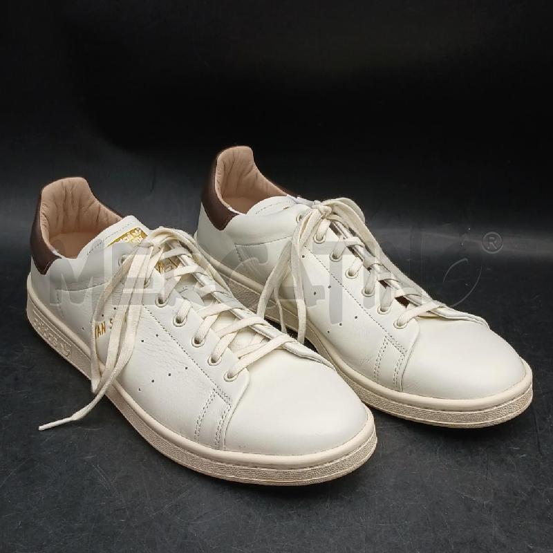 SCARPE UOMO STAN SMITH BIANCO LOGO DORATO POST MARRONE  | Mercatino dell'Usato Roma garbatella 1