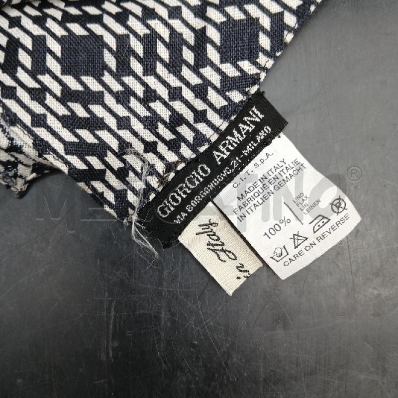 SCIARPA EMPORIO ARMANI NERO E BIANCO | Mercatino dell'Usato Roma garbatella 2