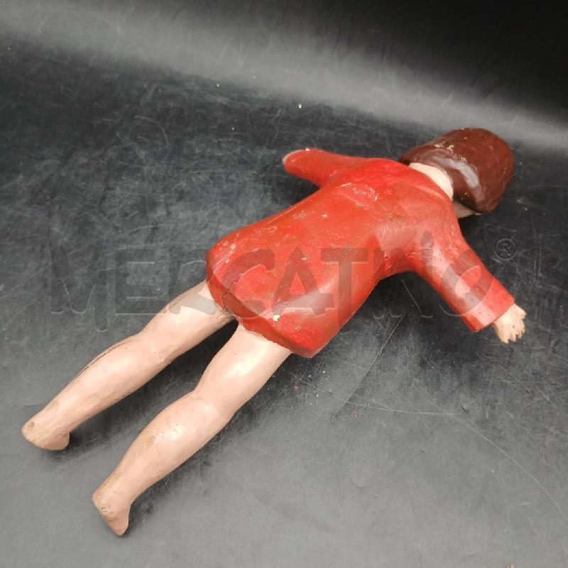 SCULTURA PERSONAGGIO VEST ROSSO CROCE | Mercatino dell'Usato Roma garbatella 5