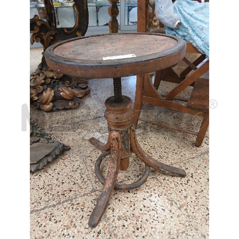 SGABELLO REGOLABILE MET FERRO EPOCA | Mercatino dell'Usato Roma garbatella 1