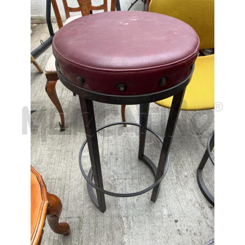 SGABELLO STILE INDUSTRIAL PELLE ROSSA | Mercatino dell'Usato Roma garbatella 1