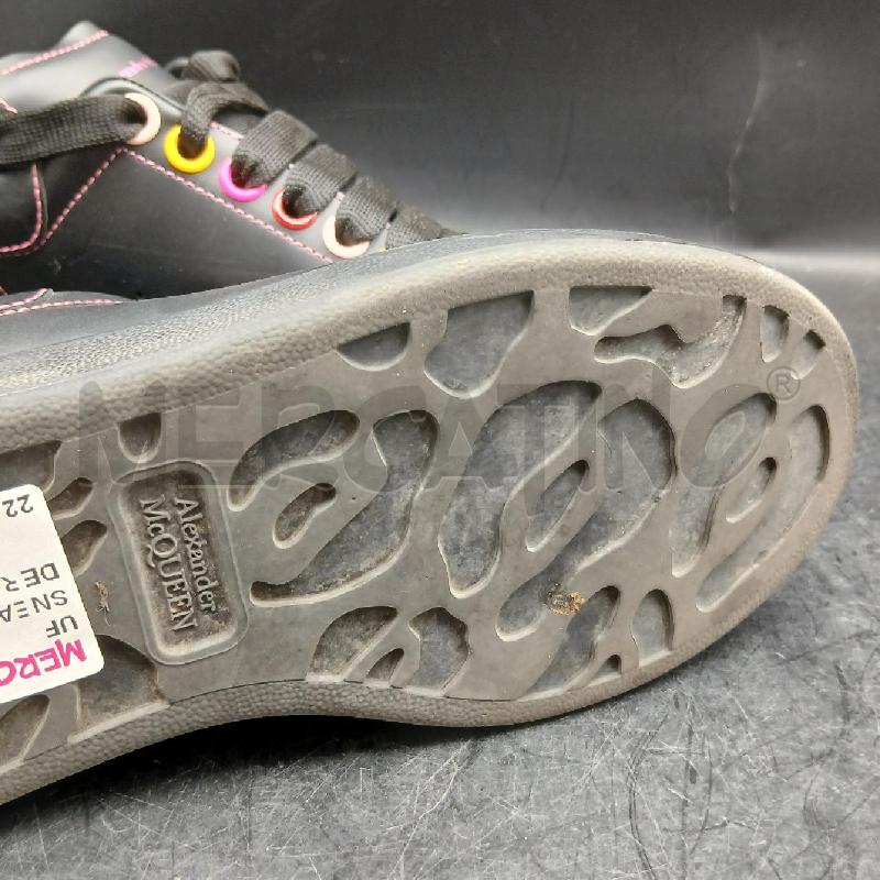 SNEAKERS DONNA ALEXANDER MCQUEEN NERO CUCITURE ROSA | Mercatino dell'Usato Roma garbatella 5