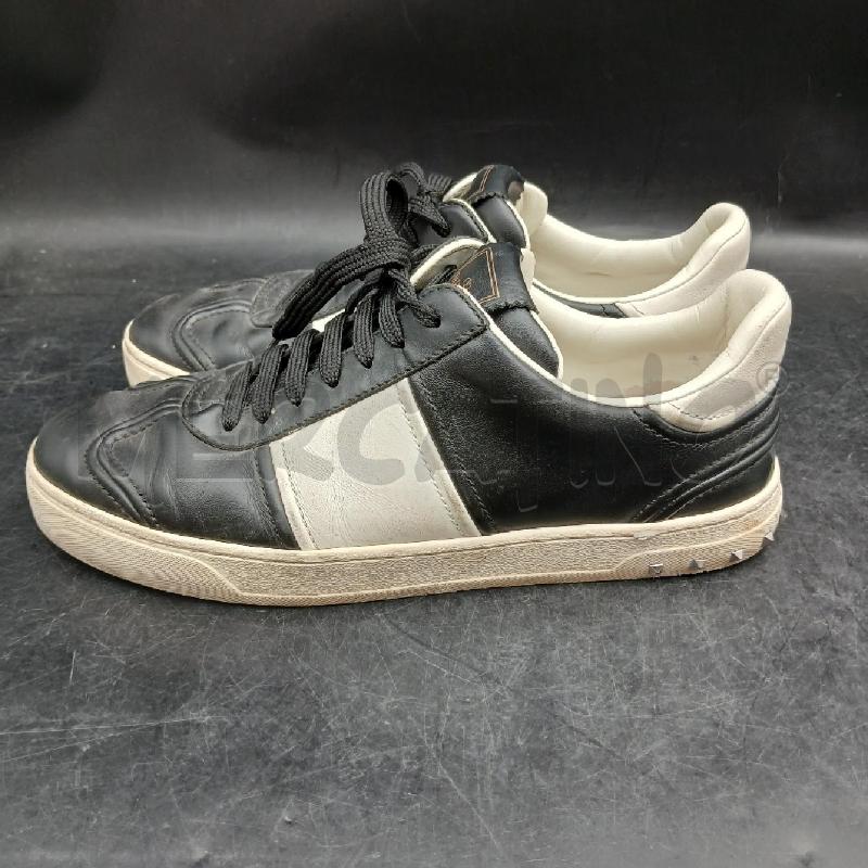 SNEAKERS U VALENTINO NERO E BIANCO  | Mercatino dell'Usato Roma garbatella 3