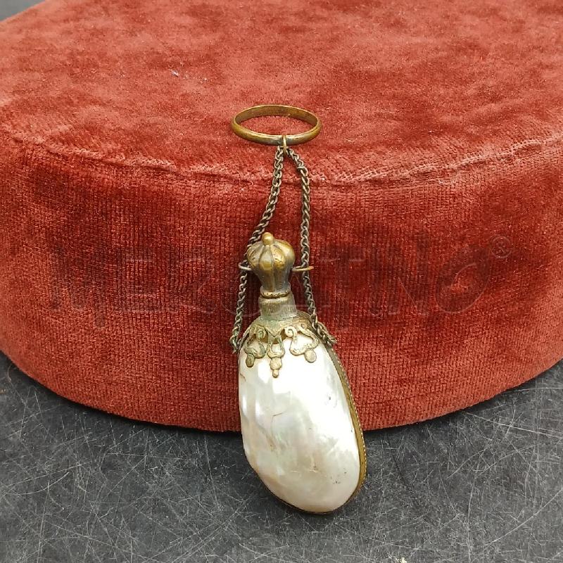 SNUFF BOTTLE MADRE PERLA | Mercatino dell'Usato Roma garbatella 1