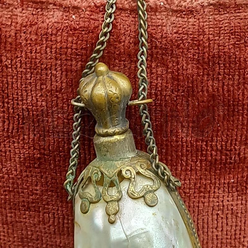 SNUFF BOTTLE MADRE PERLA | Mercatino dell'Usato Roma garbatella 2