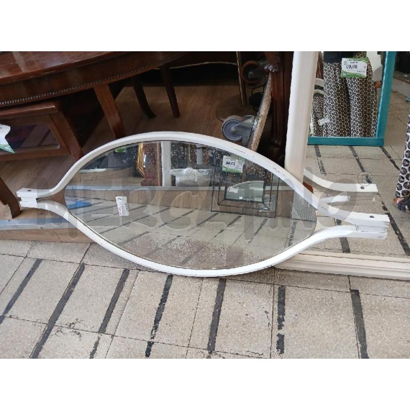 SPECCHIO OVALE CORNICE LEGNO BIANCO  | Mercatino dell'Usato Roma garbatella 1