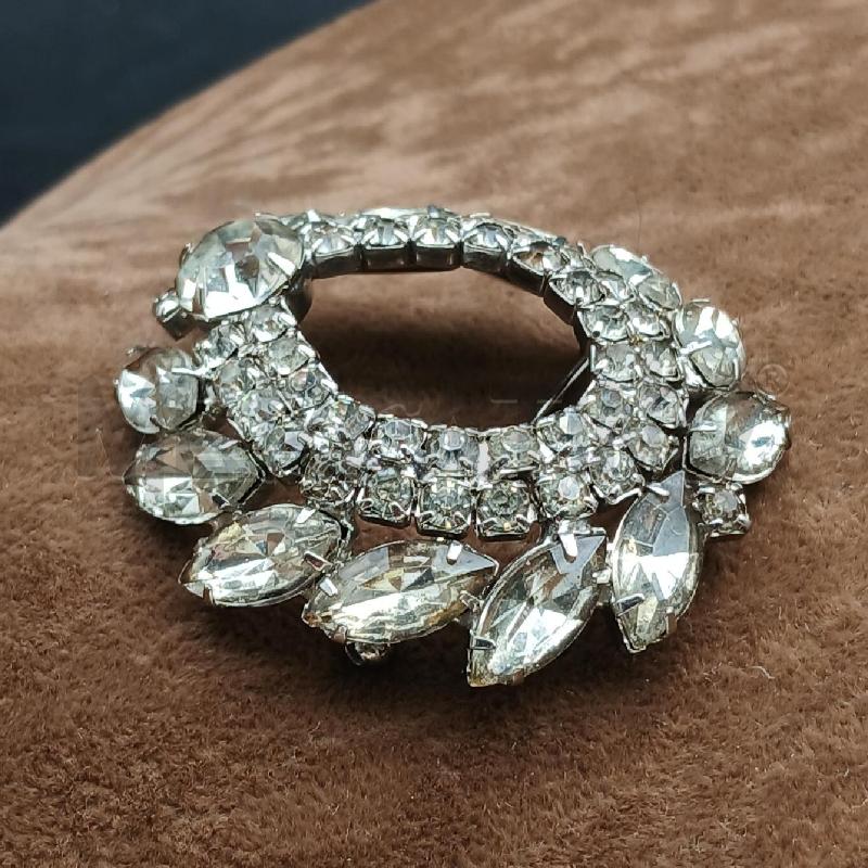 SPILLA DET STRASS | Mercatino dell'Usato Roma garbatella 2
