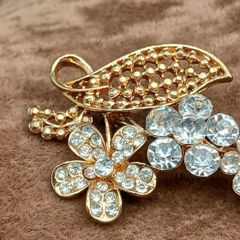 SPILLA FIORE STRASS BIANCO  | Mercatino dell'Usato Roma garbatella 2
