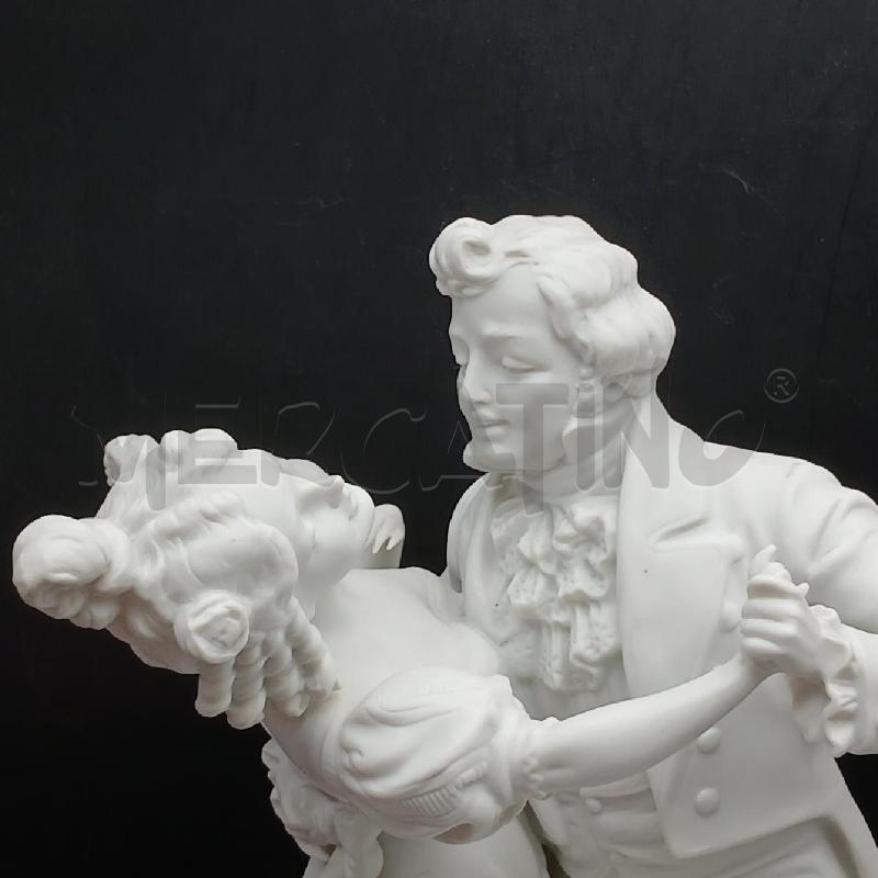 STATUA BISCUIT BALLERINI | Mercatino dell'Usato Roma garbatella 2