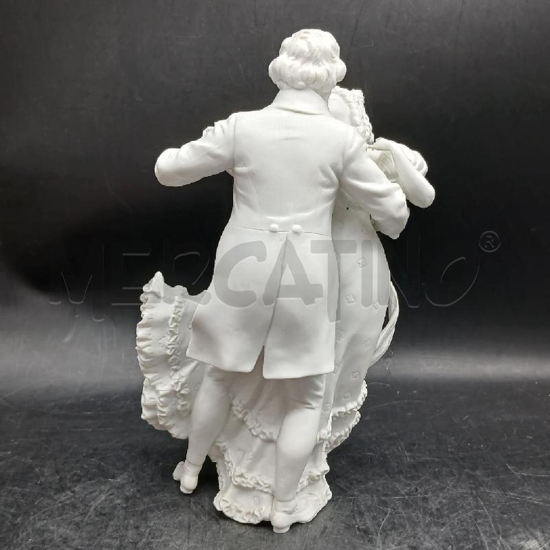 STATUA BISCUIT BALLERINI | Mercatino dell'Usato Roma garbatella 3
