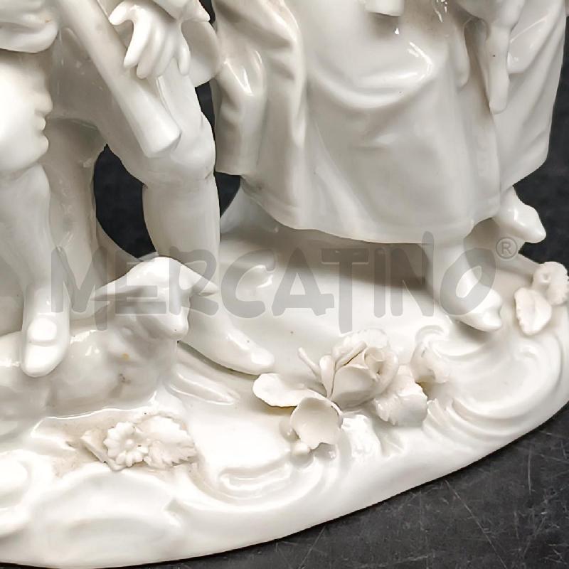 STATUINA CER BIANCA SUONATORI | Mercatino dell'Usato Roma garbatella 4
