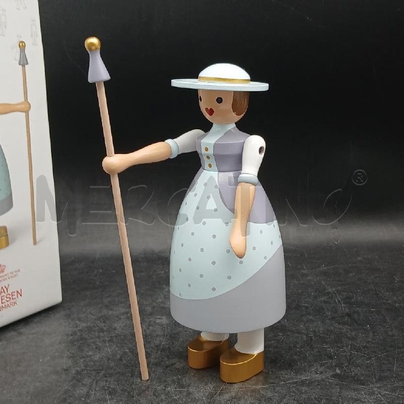 STATUINA KAY BOJESAN PASTORELLA CON SCATOLA | Mercatino dell'Usato Roma garbatella 3