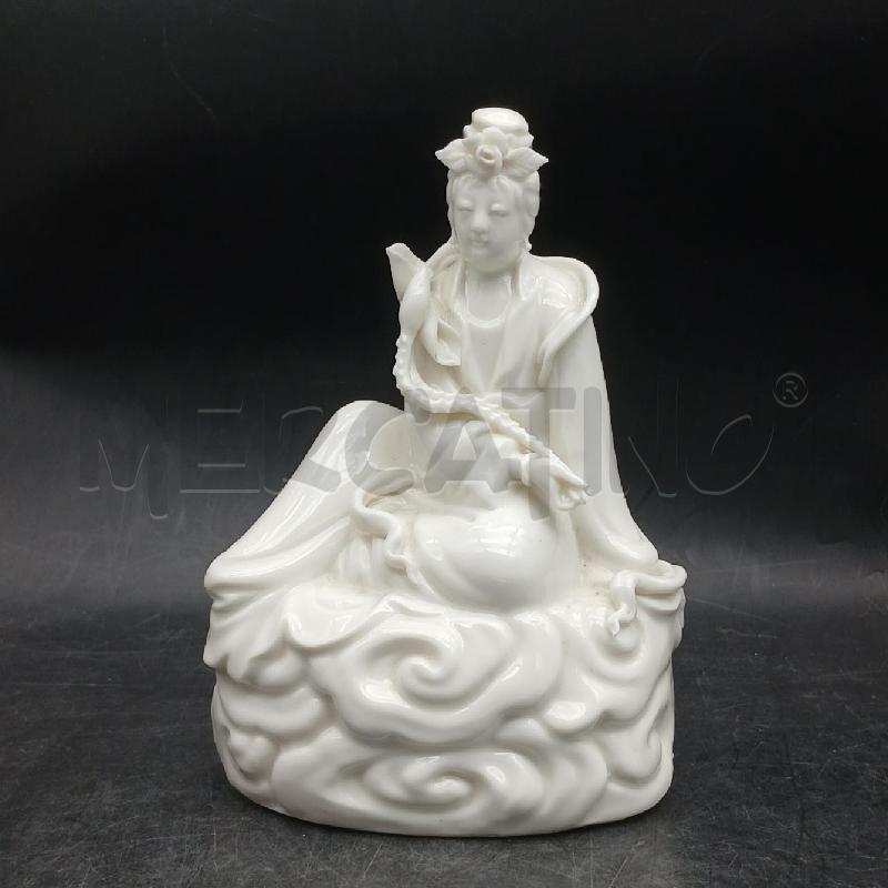 STATUINA ORIENTALE DONNA | Mercatino dell'Usato Roma garbatella 1