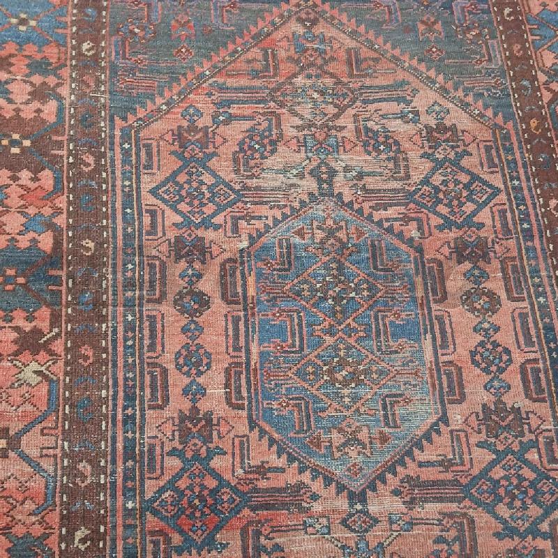 TAPPETO ANTICO ROSSO BLU DA RIVEDERE | Mercatino dell'Usato Roma garbatella 3