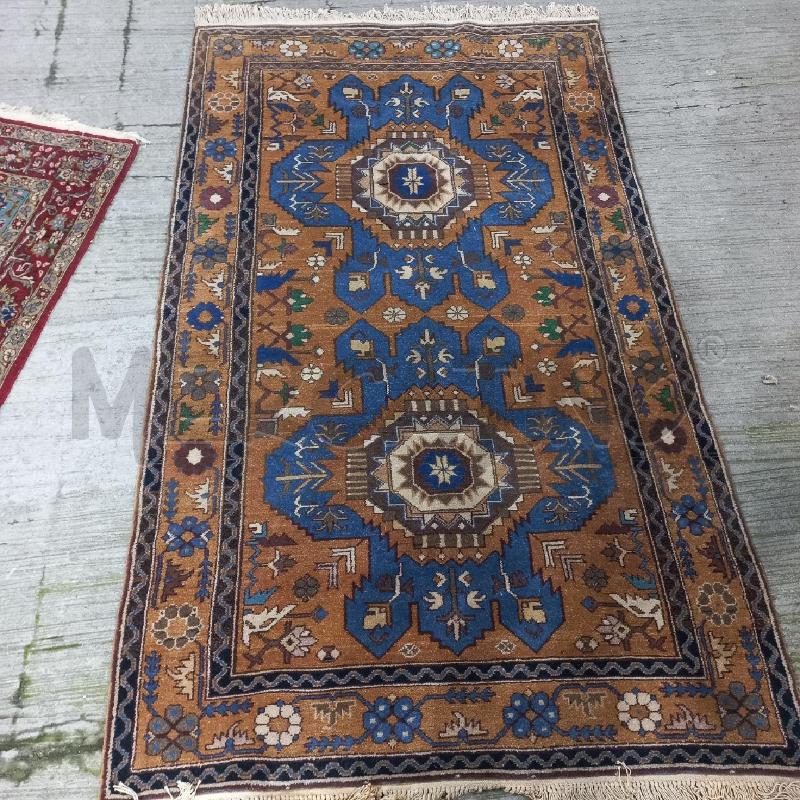 TAPPETO ARANCIONE BLU DISEGNI VERDI  | Mercatino dell'Usato Roma garbatella 1