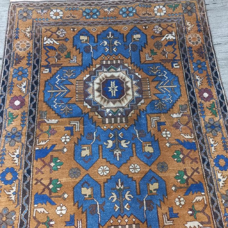 TAPPETO ARANCIONE BLU DISEGNI VERDI  | Mercatino dell'Usato Roma garbatella 2