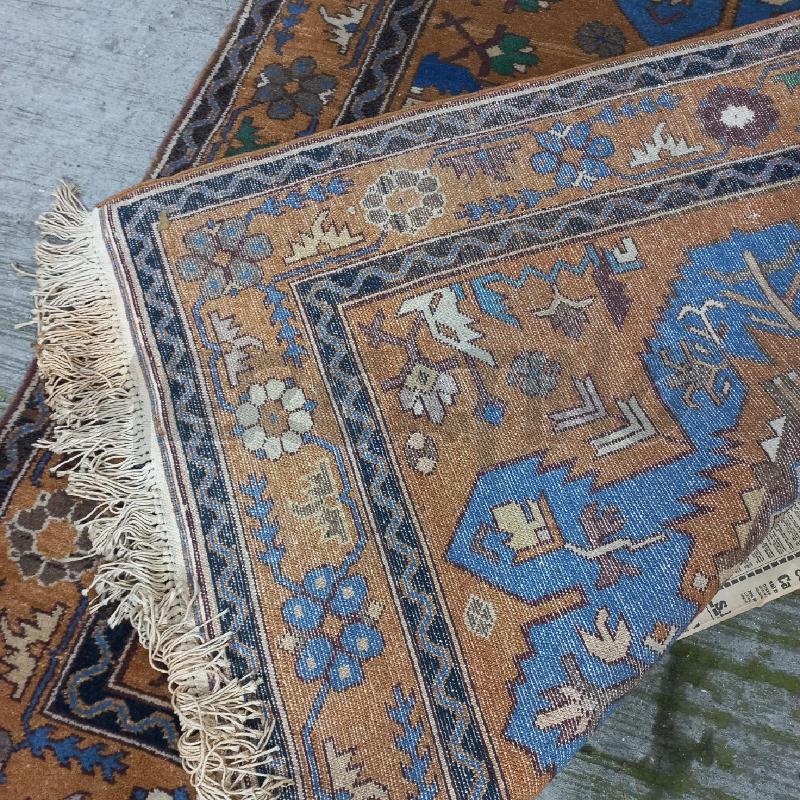 TAPPETO ARANCIONE BLU DISEGNI VERDI  | Mercatino dell'Usato Roma garbatella 3