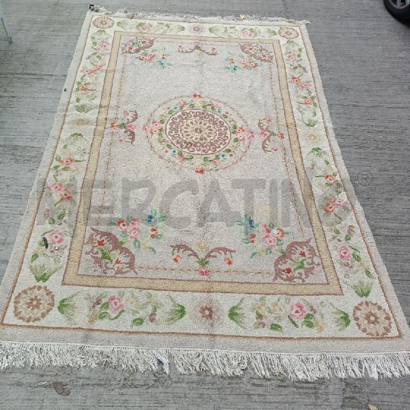 TAPPETO BEIGE FIORI | Mercatino dell'Usato Roma garbatella 1