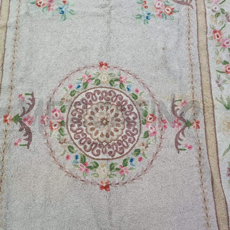 TAPPETO BEIGE FIORI | Mercatino dell'Usato Roma garbatella 2