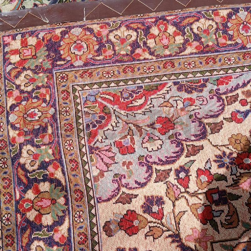 TAPPETO BEIGE FIORI | Mercatino dell'Usato Roma garbatella 4