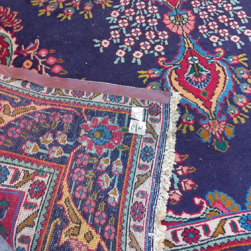 TAPPETO CORNICE VIOLA DISEGNI VERDI ROSSI  | Mercatino dell'Usato Roma garbatella 3