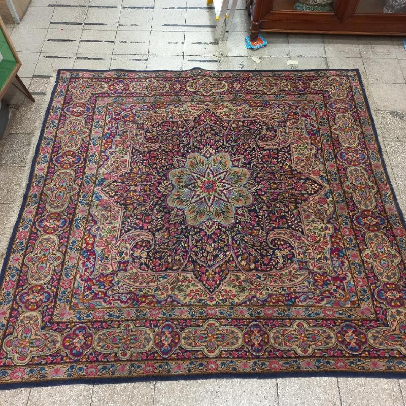 TAPPETO FIORI BLU  | Mercatino dell'Usato Roma garbatella 1