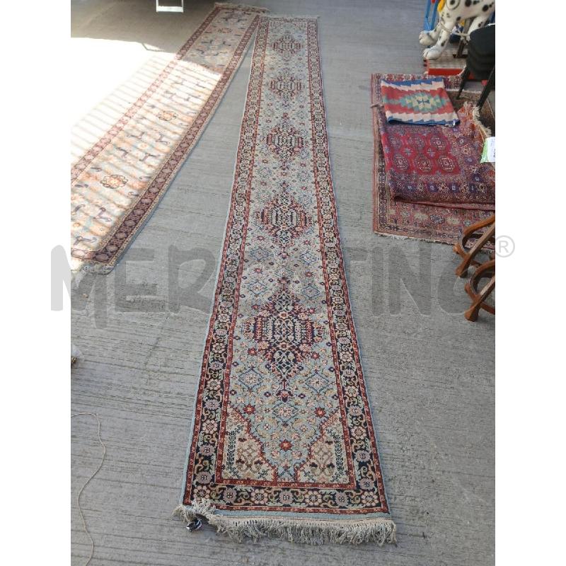 TAPPETO GUIDA BLU BEIGE DISEGNI BLU  | Mercatino dell'Usato Roma garbatella 1